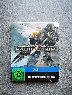 PACIFIC RIM: tok na Zemi Steelbook™ + DREK flie na SteelBook™